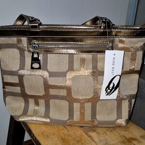 Nine West Khaki Gold Metalic